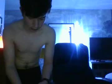 Jparnitski11 Chaturbate stream image from February 17, 2025