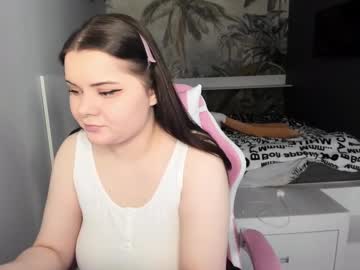 Ledi_Britmi Chaturbate stream image from February 17, 2025