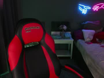 Maggie_Woods Chaturbate stream image from February 17, 2025