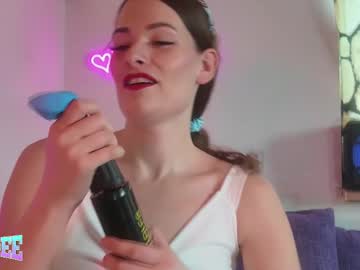 Mal_Meow Chaturbate stream image from February 17, 2025