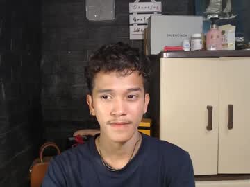 Ken_Bigcockxx Chaturbate stream image from February 17, 2025
