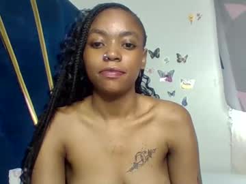 Pettite_Babe Chaturbate stream image from February 17, 2025