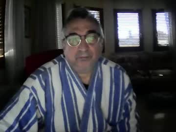 Antonio2605 Chaturbate stream image from February 17, 2025
