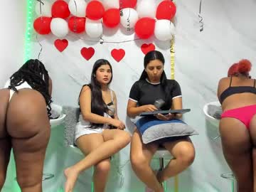 Badgirls_000 Chaturbate stream image from February 17, 2025