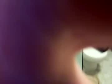 Luca22cm19yrs Chaturbate stream image from February 17, 2025