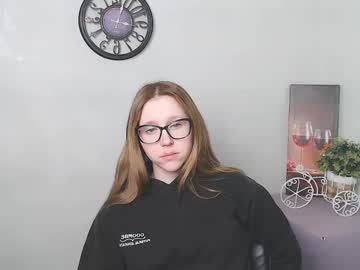 _Miraterri_ Chaturbate stream image from February 17, 2025