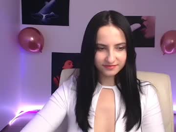 Niikol_ Chaturbate stream image from February 17, 2025