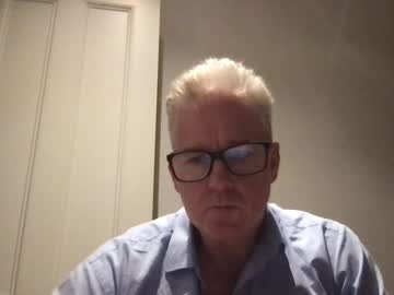 Tallandfit000 Chaturbate stream image from February 17, 2025