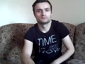 Adriannur Chaturbate stream image from February 17, 2025