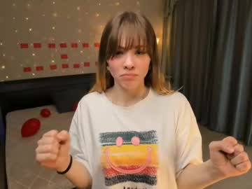 Devonahalsted Chaturbate stream image from February 17, 2025