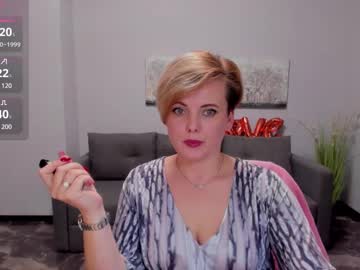 Julia_Wilsons Chaturbate stream image from February 17, 2025