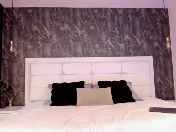 Kristensantos_ Chaturbate stream image from February 17, 2025