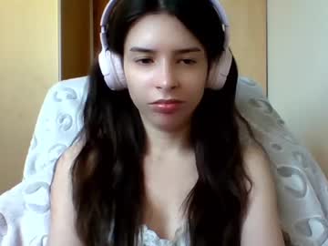 Laricenature Chaturbate stream image from February 17, 2025