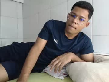 Pedrosr3 Chaturbate stream image from February 17, 2025