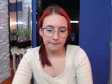 Zoe_Ls Chaturbate stream image from February 17, 2025