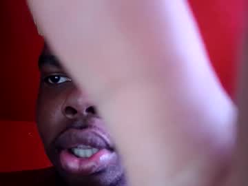Moneyboysaveg546 Chaturbate stream image from February 17, 2025