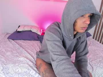 Porcelain_And_Ink Chaturbate stream image from February 17, 2025
