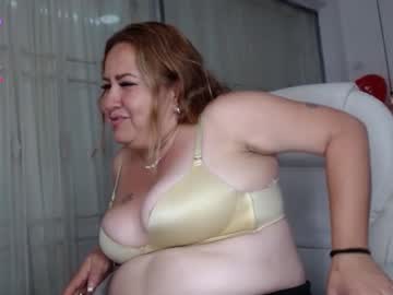 Samantha_2525 Chaturbate stream image from February 17, 2025