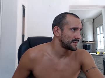 Thekingofpains Chaturbate stream image from February 17, 2025