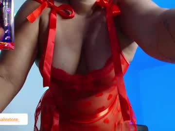 Isabel_Salvadote Chaturbate stream image from February 17, 2025