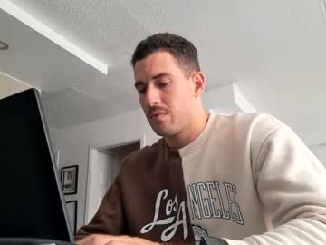 Peterskinny24 Chaturbate stream image from February 17, 2025