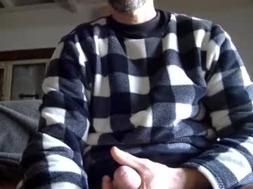 Rasxxl Chaturbate stream image from February 17, 2025