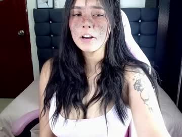 Sarah__Moon1 Chaturbate stream image from February 17, 2025