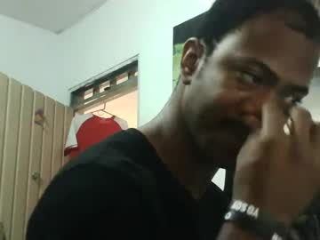 Stemanlu9 Chaturbate stream image from February 17, 2025