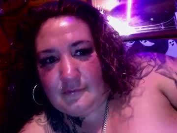 Thickandjuicy7612 Chaturbate stream image from February 17, 2025