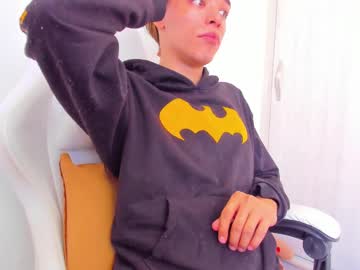 Cameron_Queen1 Chaturbate stream image from February 17, 2025