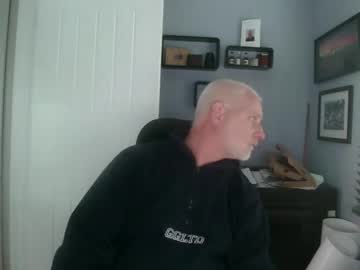 Greyfox_6000 Chaturbate stream image from February 17, 2025