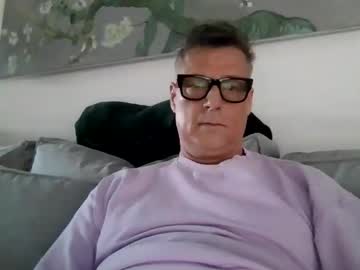 Rudeski Chaturbate stream image from February 17, 2025