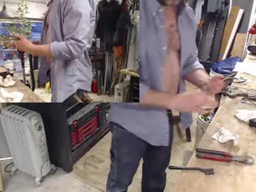 Seattlemanwhore Chaturbate stream image from February 17, 2025