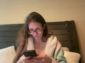 Yourstrulylivy Chaturbate stream image from February 17, 2025