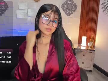 Luanabonasx Chaturbate stream image from February 17, 2025