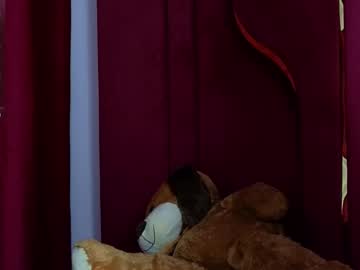 Vanessa_Sinn_ Chaturbate stream image from February 17, 2025