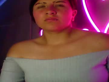 Violette_025 Chaturbate stream image from February 17, 2025