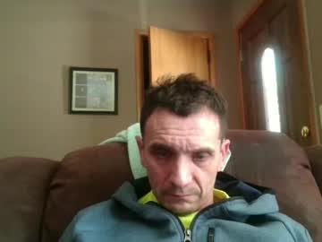 Bennymn Chaturbate stream image from February 17, 2025