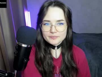 Hell_Hotline Chaturbate stream image from February 17, 2025