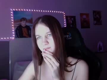 Juli_4a Chaturbate stream image from February 17, 2025