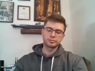 Kinkysin33 Chaturbate stream image from February 17, 2025