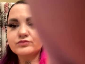 Lalaaacx3 Chaturbate stream image from February 17, 2025