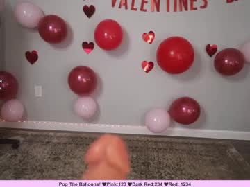 Rosiebones Chaturbate stream image from February 17, 2025