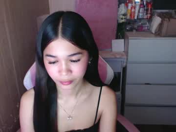 Sweetleigh18 Chaturbate stream image from February 17, 2025