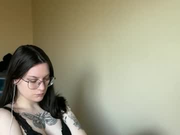 Worship_Lucina Chaturbate stream image from February 17, 2025