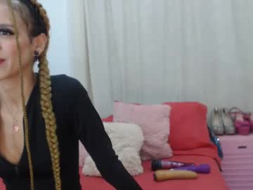 Jade_Watson19 Chaturbate stream image from February 17, 2025