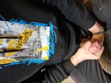 Pelnutrauks Chaturbate stream image from February 17, 2025