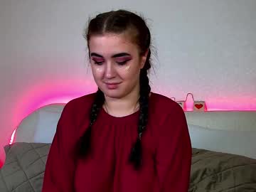 Christinamilton Chaturbate stream image from February 17, 2025