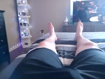 Daveuncut1990 Chaturbate stream image from February 17, 2025