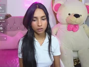 Jazmin_Tay Chaturbate stream image from February 17, 2025
